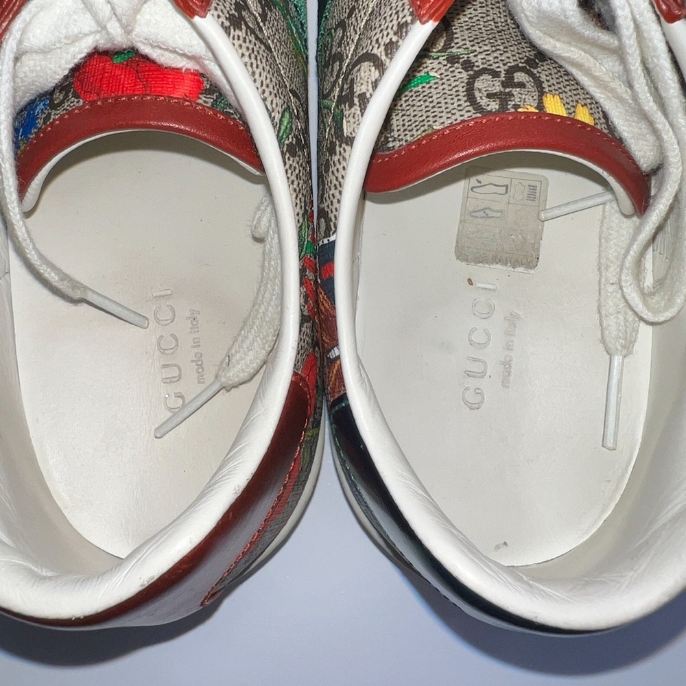 Gucci Ace GG Supreme Red and Green  Floral Print Sneakers - Picture 3 of 7
